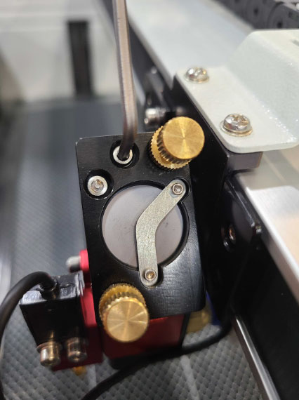 brass alignment knob and set screw